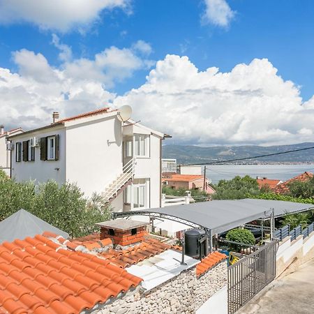 Apartments By The Sea Slatine, Ciovo - 6000 المظهر الخارجي الصورة