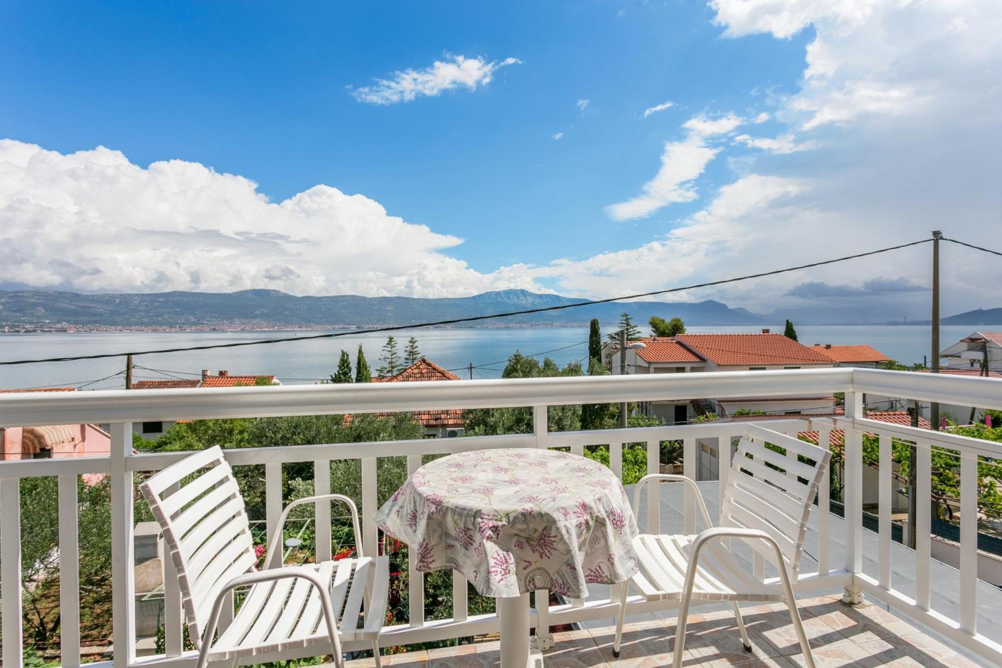 Apartments By The Sea Slatine, Ciovo - 6000 المظهر الخارجي الصورة