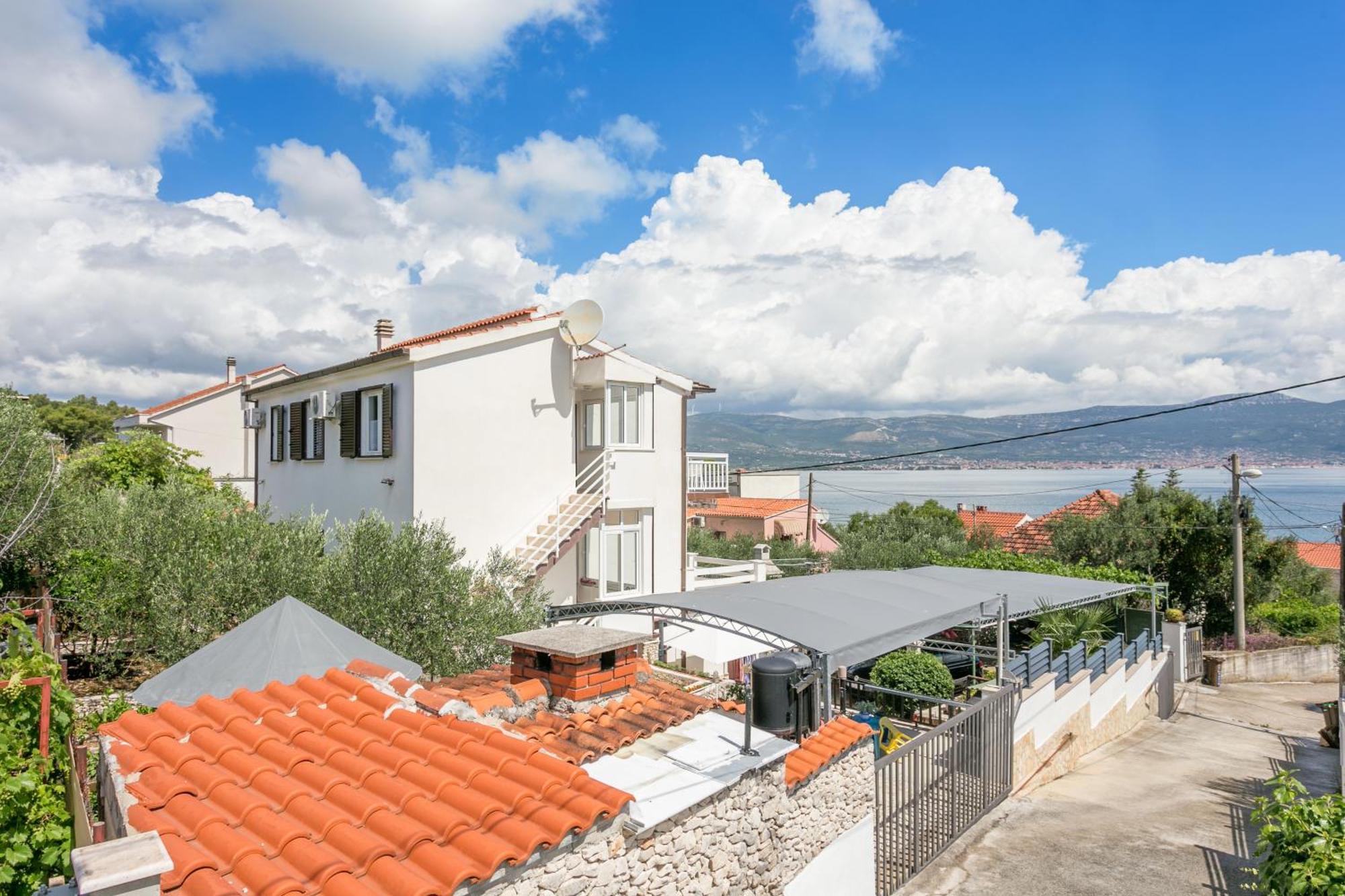 Apartments By The Sea Slatine, Ciovo - 6000 المظهر الخارجي الصورة