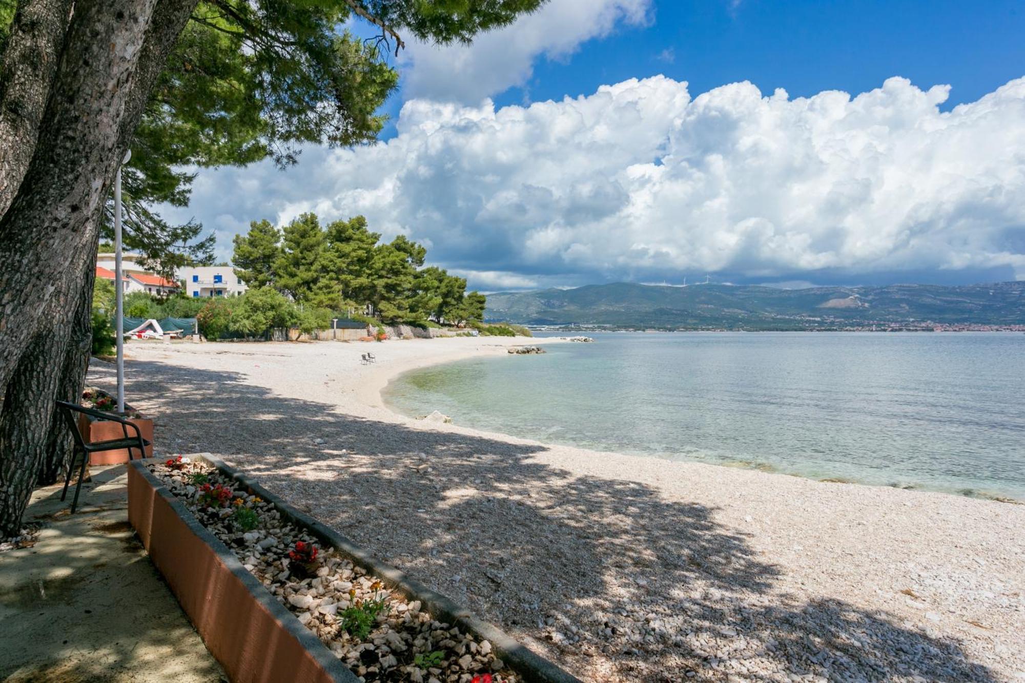 Apartments By The Sea Slatine, Ciovo - 6000 المظهر الخارجي الصورة